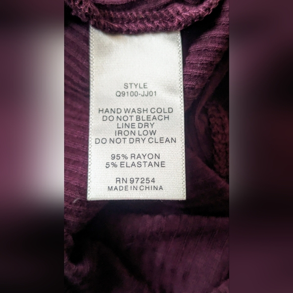 New, Forever 21 Maroon V-Neck Bodysuit With Lace up Back. Sz XSmall/Small - Picture 9 of 9